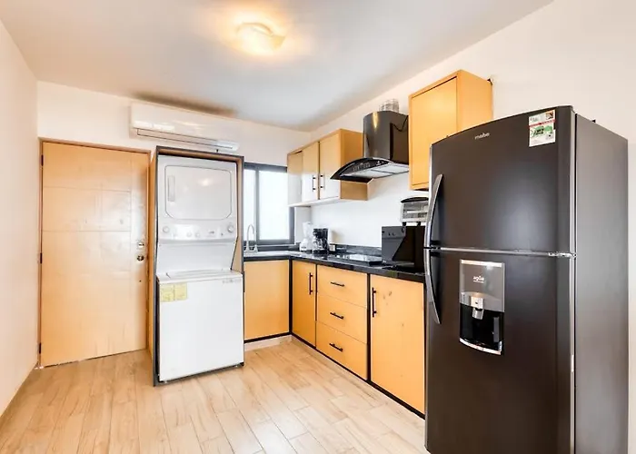 Ocean View With Scenic Balcony, Well-equipped Kitchen, Internet & W/d *