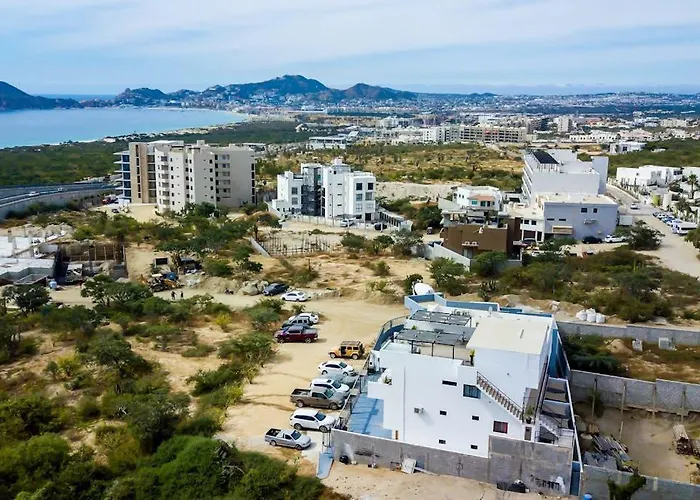 Ocean View With Scenic Balcony, Well-equipped Kitchen, Internet & W/d Сasa de vacaciones